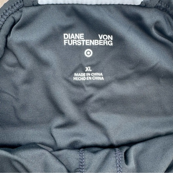 Diane Von Furstenberg x Target Disco Zebra Green Racerback Sports Bra Sz XL - Picture 4 of 4